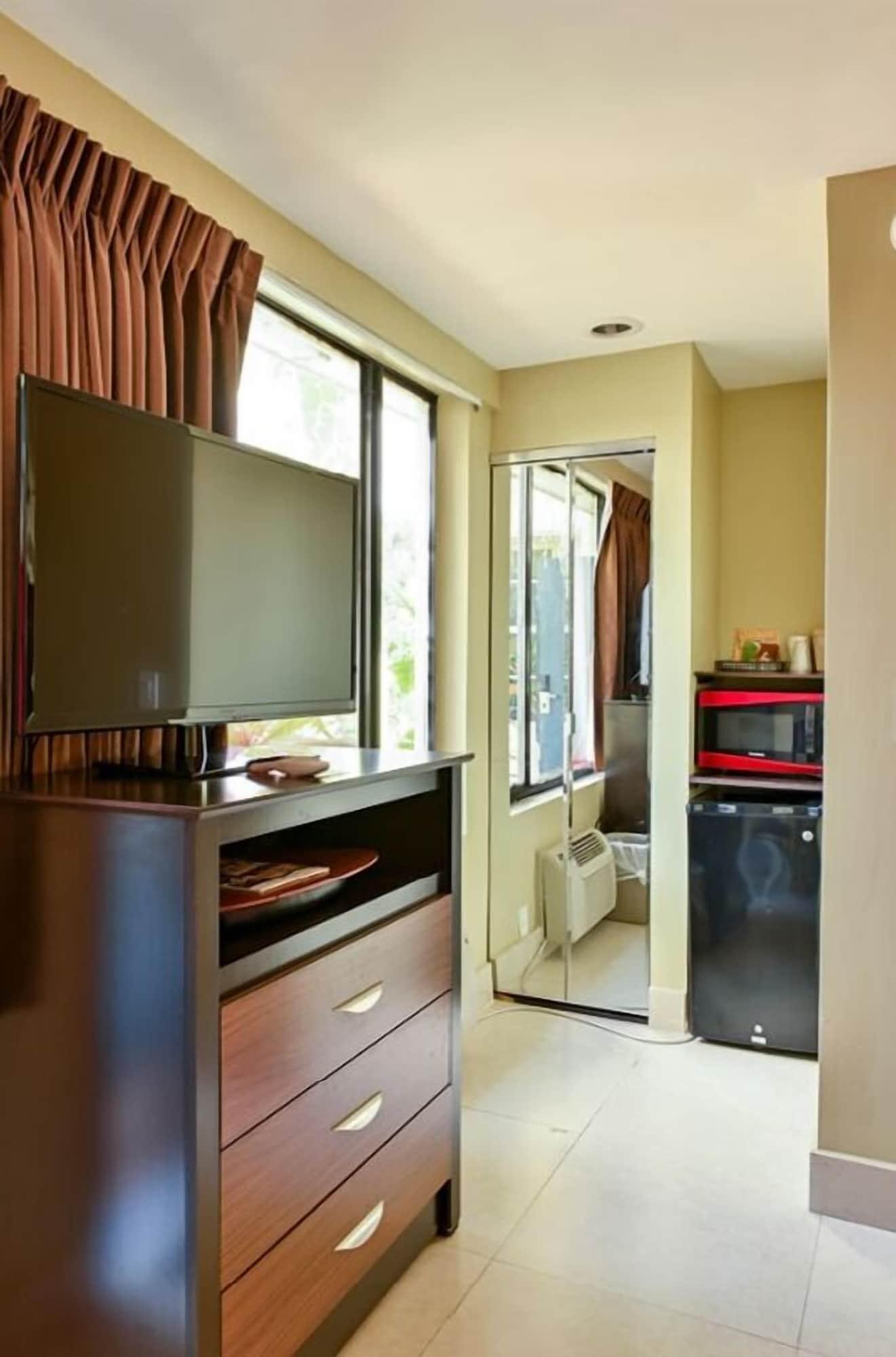 Oceans Beach Resort & Suites Pompano Beach Extérieur photo