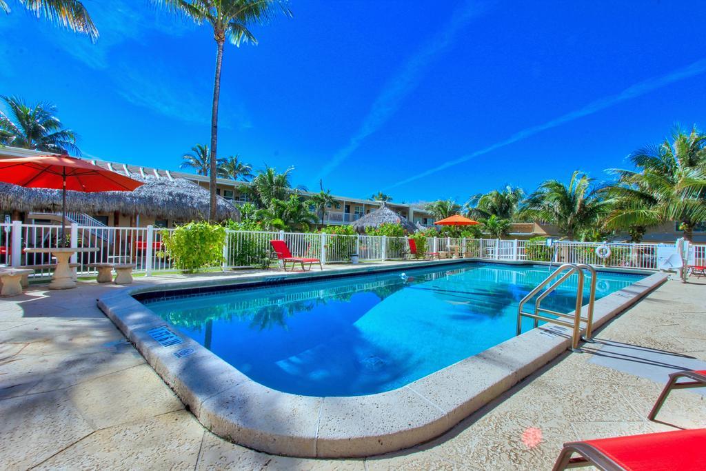 Oceans Beach Resort & Suites Pompano Beach Extérieur photo