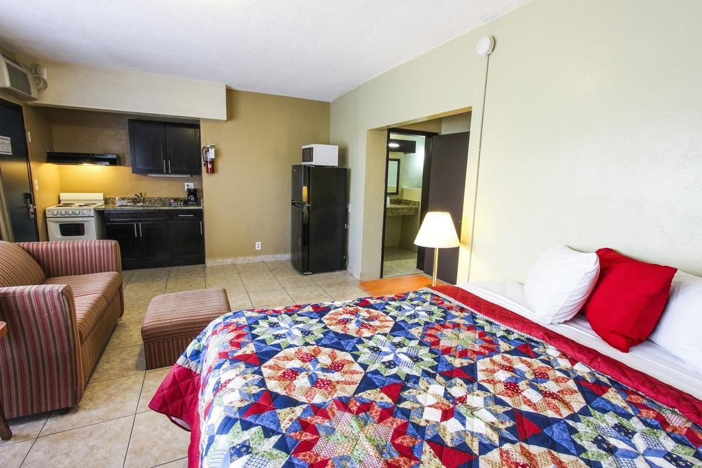 Oceans Beach Resort & Suites Pompano Beach Extérieur photo